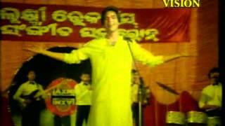 MohdAzizMun Paradesi Chadhei Gaaeebara Swapna Nei in Odia Movie Maanini [upl. by Wulf]