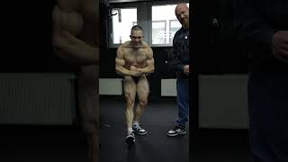 16 jähriger Bodybuilder Milan in Wettkampf Form [upl. by Naima268]