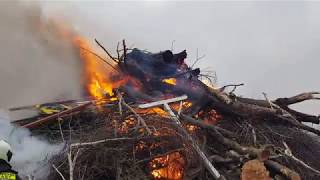 Osterfeuer in Wolgast Reitverein Freiwillige Feuerwehr [upl. by Kirt]