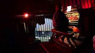 On Top of Old Smokey on a theatre organ [upl. by Minsat637]