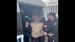 Ирина Волк В Москве полицейские задержали подозреваемых в совершении вандализма [upl. by Soinotna748]