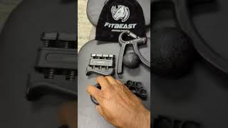 FitBeast Hand Grip Strengthener Get a bigger stronger forearm quotReviewquot fitbeast [upl. by Chud]