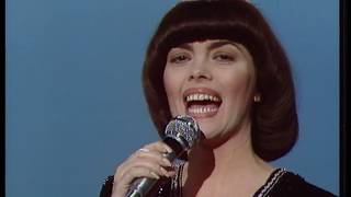 Mireille Mathieu  Une femme amoureuse 1981 [upl. by Pritchett957]