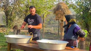 O MELHOR LUGAR PARA VIVER DO MUNDO AVÓ COZINHANDO PILAFCEBOLA EM PICACOMPOTA DE QUADRIS VERMELHOS [upl. by Tisbee]