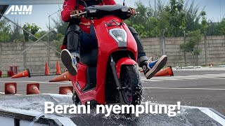 Honda EM1 e ini motor listrik untuk siapa [upl. by Ivett]