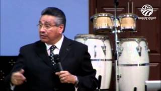 Chuy Olivares  Dios y las mujeres que viven solas [upl. by Lolande652]