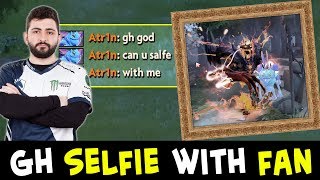 GH taking SELFIE with fan — what a NICE GUY lol game [upl. by Elleynad]