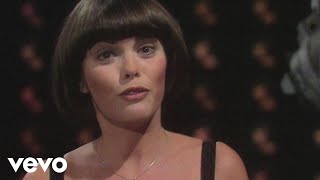 Mireille Mathieu  Der Zar und das Maedchen Galaabend der Starparade 28081975 VOD [upl. by Mozart]