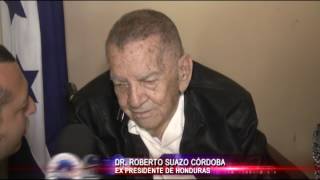 Ex presidente Roberto Suazo Córdova arriba a sus 90 años de edad [upl. by Nat194]