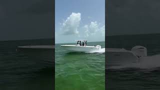 2025 Sea Hunt 30 Gamefish with Twin 350 Yamahas seahuntboats boat yamaha [upl. by Ayekam]