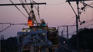 Installation renewal and maintenance of overhead catenary systems [upl. by Namya]