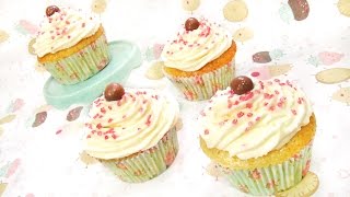 Cupcakes de Vainilla  Recetas de Cupcakes [upl. by Lowrance]