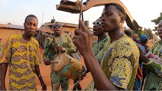 Benin Nijerya Sınırında İLGİNÇ Bir Mahalleye Geldim 🇧🇯 [upl. by Aleemaj]