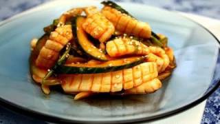 【Korean Food】 Spicy Squid and Watercress Dish 오징어 미나리 초무침 [upl. by Seuqram58]