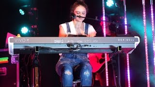 Francesca Michielin  Distratto live  Vox Club Nonantola  15102016 [upl. by Reiko]