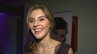 Stefanie Giesinger Kommt beim Interview ins Schwitzen [upl. by Hanima]