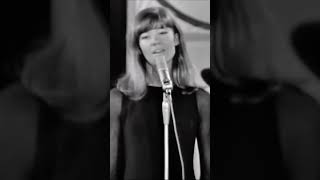 Françoise Hardy  Tous les garçons et les filles [upl. by Aitsirt510]