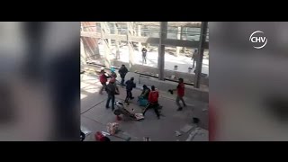 Pelea en constructora incluyó palos combos y herramientas  CHV Noticias [upl. by Mapel737]