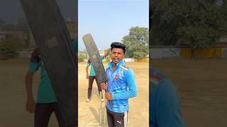 Virat kohli के Bat🏏 कि लड़ाई 3 balls 🥎 से 😱🏏कौन जीतेगा  cricket trending shorts ytshorts [upl. by Iinden]