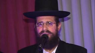 Yisroel Werdyger with Mezamrim Choir sing quotVenikeisi Domomquot [upl. by Einnaf]