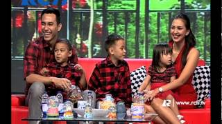 Buka Bukaan 25 Des 2013  Donna amp Darius Family [upl. by Araem]