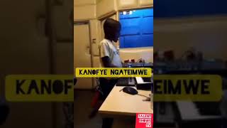 Singing while Playing Keyboard Kanofye NgateimweCover  Reuben kabwe [upl. by Nerhe]