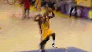 Kobe and the Lakers run the Showtime fastbreak [upl. by Knobloch]