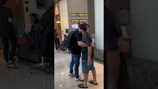 Arman Tsarukyan runs into Michael Bisping 🤝 🔥 ufc mma armantsarukyan michaelbisping [upl. by Vershen83]