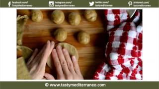 Tasty Mediterraneo Vegan Easter Empanadas [upl. by Ytsirt]