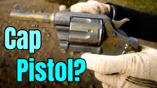 Using Algernon Wasps Little Ornamental Pistol to Clear out 6 Point Cabin  Red Dead Redemption 2 [upl. by Thais]