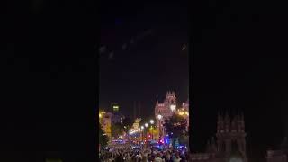 Afición del Real Madrid en Cibeles [upl. by Doran204]