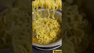 Diwali se aae hi hostel me maggie bana li sabse pehle maggie hostellife maggirecipe maggi [upl. by Kareem997]