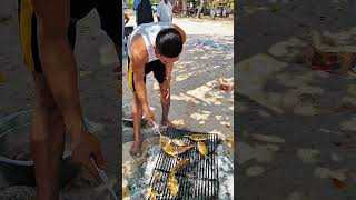 Ikan bakar di pinggir pantai dijamin enak dan segar😍ikanbakar ikanbakarsedap kamangngkajoh [upl. by Jule880]