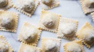 How to Make Homemade Ravioli Pasta [upl. by Gregoire]