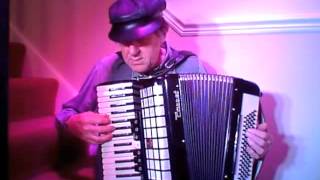 Zemer Atik Israeli dance tune on accordion [upl. by Sloan]