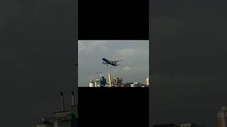 Cityscape and LCY Airport planespotting planespotter plane aviation [upl. by Ardnat]