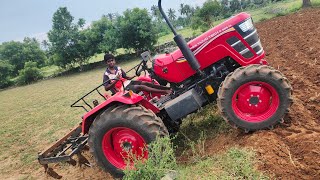 Mahindra yuvo tech plus 585 4wd tractor goes to 9 point cultivator performance in soil farmland [upl. by Codding114]