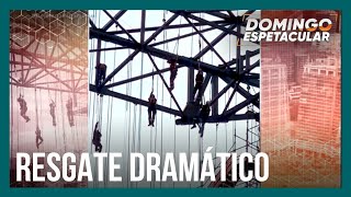 Operários ficam pendurados a 100 metros de altura e resgate dramático é realizado em SP [upl. by Auric]