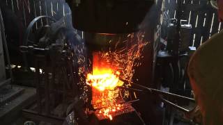 Forging Oroshigane on a Nazel 2b [upl. by Vachel]