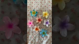 Handmade hawaii hair clips 🌼 hairstyle hawaiihairstyles clips clawclip hairclip hawaiitiktok [upl. by Andert]