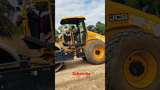 JCB VIBROMAX Compacting new road [upl. by Sullivan]