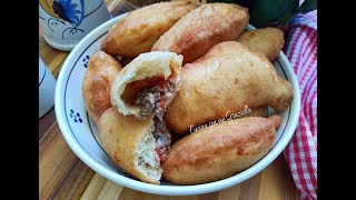 PANZEROTTI PUGLIESI IMPASTO CON ACQUA FRIZZANTE  Ricetta della puglia [upl. by Olathe]