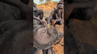 Wow its Incredible breakfast 🤩😋See hadzabe boys eating favorite food After successful hunt [upl. by Odlaner]