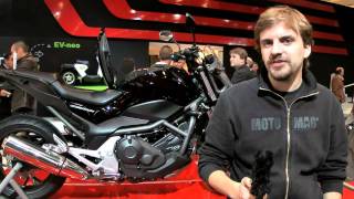 Salon de Paris 2011  Honda NC 700 S  X [upl. by Erina]