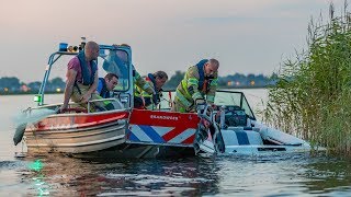 Brandweer rukt uit voor gezonken boot op de Loosdrechtse Plassen 16082017 [upl. by Elyse896]