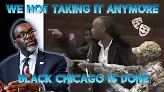 Black Chicagoans threatens to take back the city from the migrants We had enough of the disrespect [upl. by Naghem688]