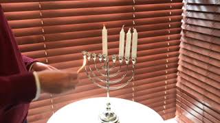 How to light the Menorah by Rabbi Kauffman [upl. by Laidlaw25]