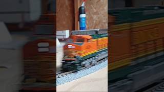 BNSF Ho Scale Freight Train modeltrains train railway railroad hoscale hoscaletrains [upl. by Sucul932]