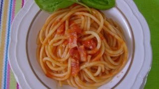 Sugo allAmatriciana con pancetta [upl. by Noach577]