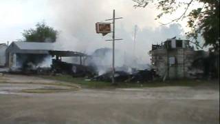 FIFTH STREET PUB FIRE HERINGTONKS 5122011 [upl. by Ahsennod]